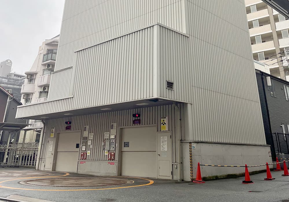 天神渡辺通ビル駐車場