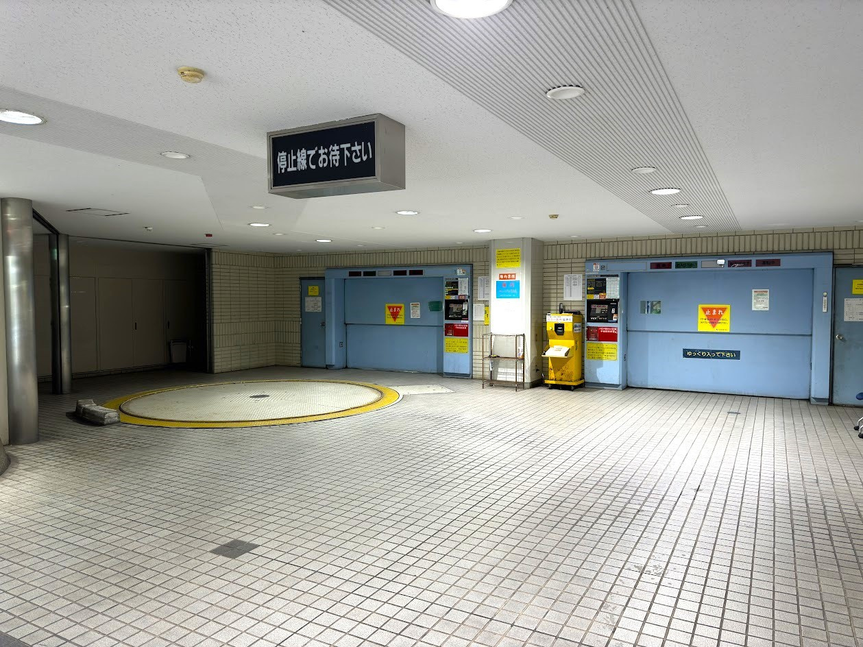dai2fukuibiru2.jpg